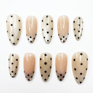 Chic Dots